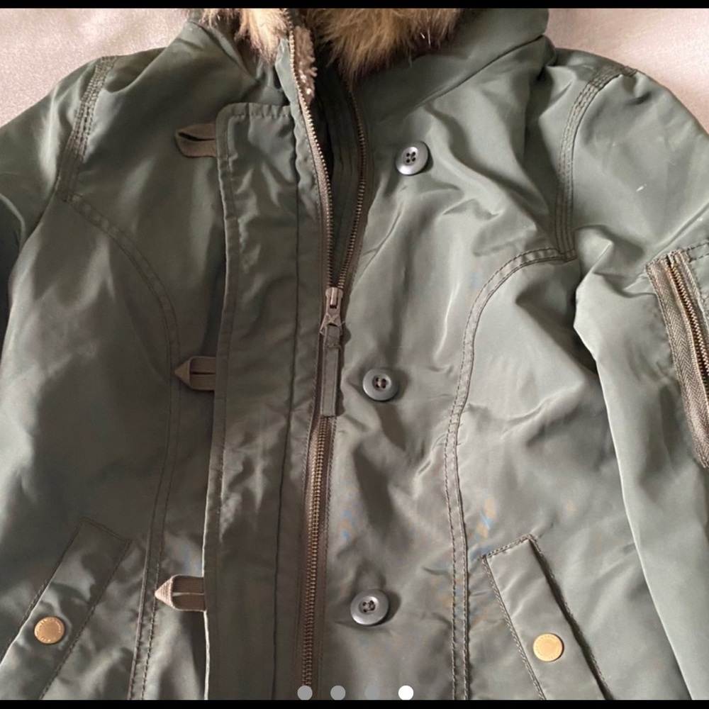 Winter Coat - Picture 4 of 4